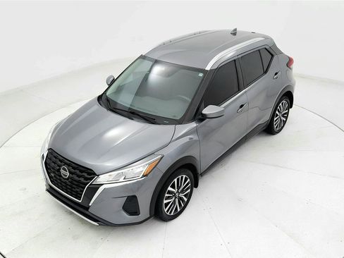 Used 2021 Nissan Kicks SV image 13