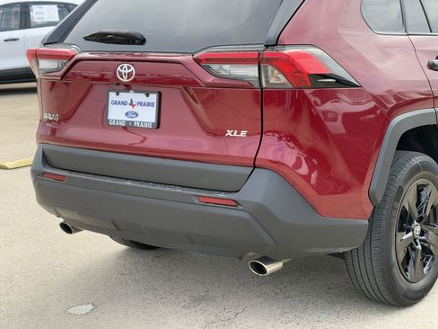 Used 2023 Toyota RAV4 XLE image 8