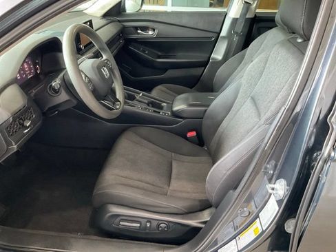 Certified 2023 Honda Accord EX image 3
