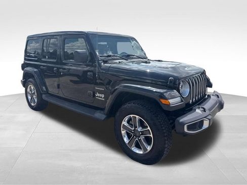 Used 2019 Jeep Wrangler Unlimited Sahara AWD/4WD image 7