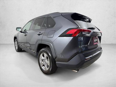 Used 2025 Toyota RAV4 XLE FWD image 5
