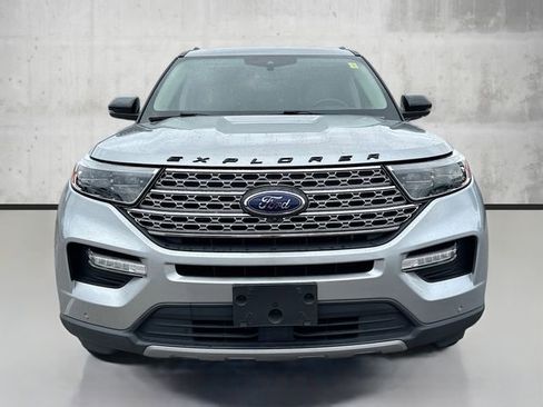 Used 2020 Ford Explorer Limited image 2