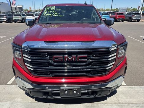 Used 2022 GMC Sierra 1500 SLT w/ SLT Convenience Package image 8