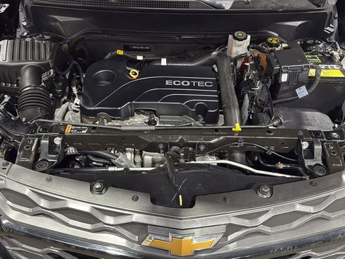 Used 2021 Chevrolet Equinox LT AWD/4WD image 24