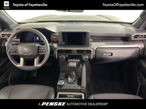 Certified 2025 Toyota Tacoma TRD Off-Road image 18