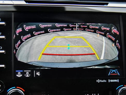 Used 2019 Toyota Camry XSE image 21