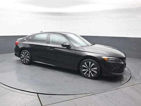 Used 2024 Honda Civic EX image 8