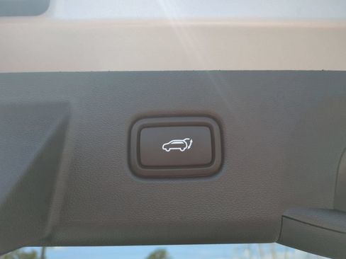 New 2026 Hyundai Tucson Limited w/ Tow & Go Package FWD image 15