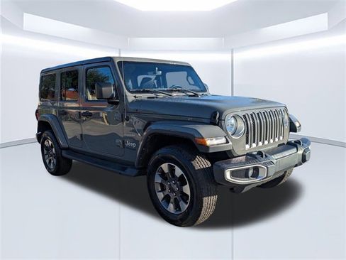 Used 2022 Jeep Wrangler Unlimited Sahara w/ Cold Weather Group image 2