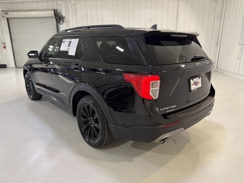Used 2022 Ford Explorer Limited w/ Equipment Group 301A RWD image 27