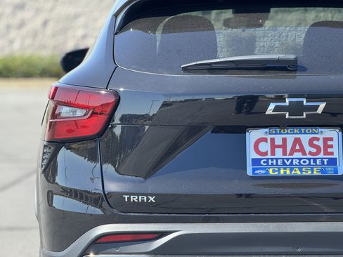 New 2025 Chevrolet Trax ACTIV w/ Driver Confidence Package image 6