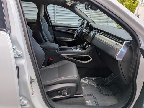 Used 2026 Jaguar F-PACE R-Dynamic S AWD/4WD image 32