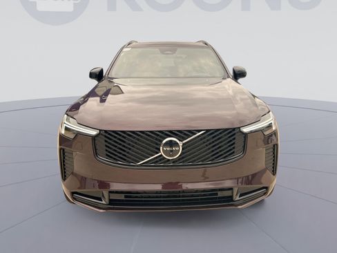 New 2026 Volvo XC90 B6 Ultra w/ Lounge Package image 11