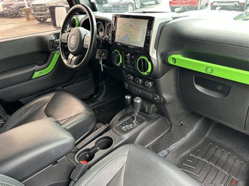 Used 2016 Jeep Wrangler Unlimited Sport w/ Quick Order Package 24S AWD/4WD image 15