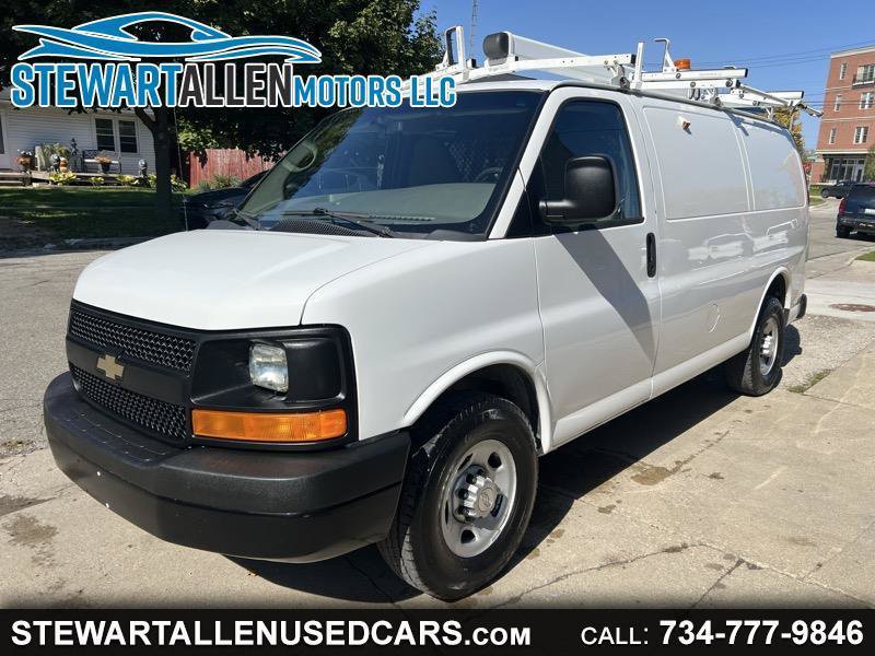 Used 2015 Chevrolet Express 2500 RWD image 1