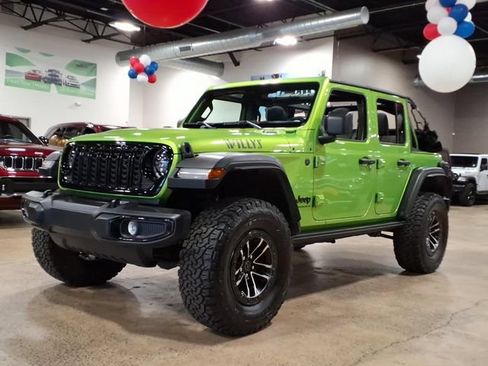 Used 2025 Jeep Wrangler Unlimited Sport AWD/4WD image 4