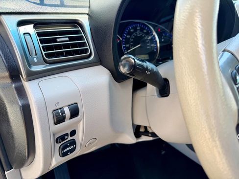 Used 2012 Subaru Forester 2.5X Premium w/ All-Weather Pkg AWD/4WD image 61