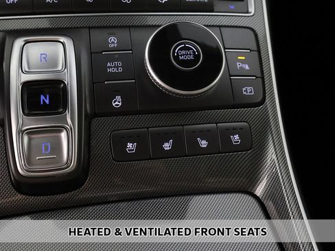 Used 2023 Hyundai Santa Fe Limited w/ Winter Weather Package FWD image 9