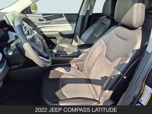 Used 2022 Jeep Compass Latitude FWD image 14