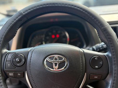 Used 2015 Toyota RAV4 Limited w/ Outdoor Package FWD image 13