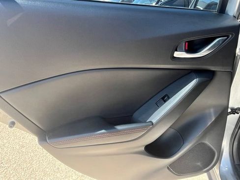 Used 2015 MAZDA MAZDA3 s Grand Touring FWD image 16