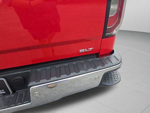 Used 2018 GMC Sierra 1500 SLT AWD/4WD image 31