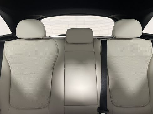 New 2026 Mercedes-Benz GLC 300 image 14