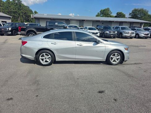 Used 2016 Chevrolet Malibu LS FWD image 4