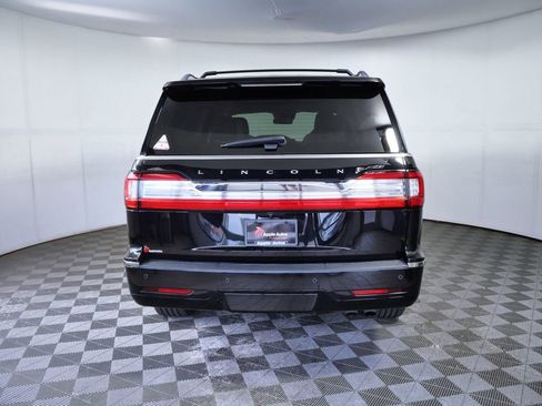 Certified 2021 Lincoln Navigator Reserve w/ Luxury Package AWD/4WD image 7
