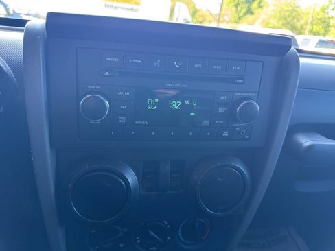 Used 2009 Jeep Wrangler Sahara AWD/4WD image 24