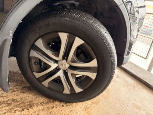 Used 2016 Toyota RAV4 LE image 42