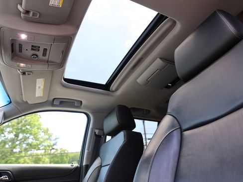Used 2017 Chevrolet Tahoe LT AWD/4WD image 23