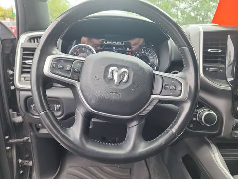 Used 2022 RAM 1500 Big Horn AWD/4WD image 18