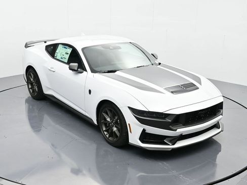 New 2025 Ford Mustang Dark Horse image 31