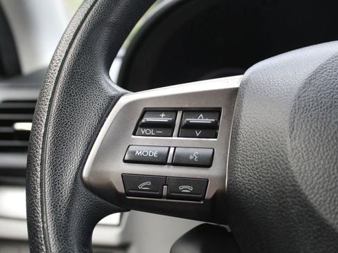 Used 2015 Subaru Forester 2.5i Premium w/ All-Weather Package AWD/4WD image 23