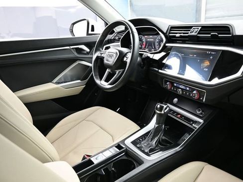 Used 2019 Audi Q3 2.0T Premium Plus w/ Premium Plus Package AWD/4WD image 20