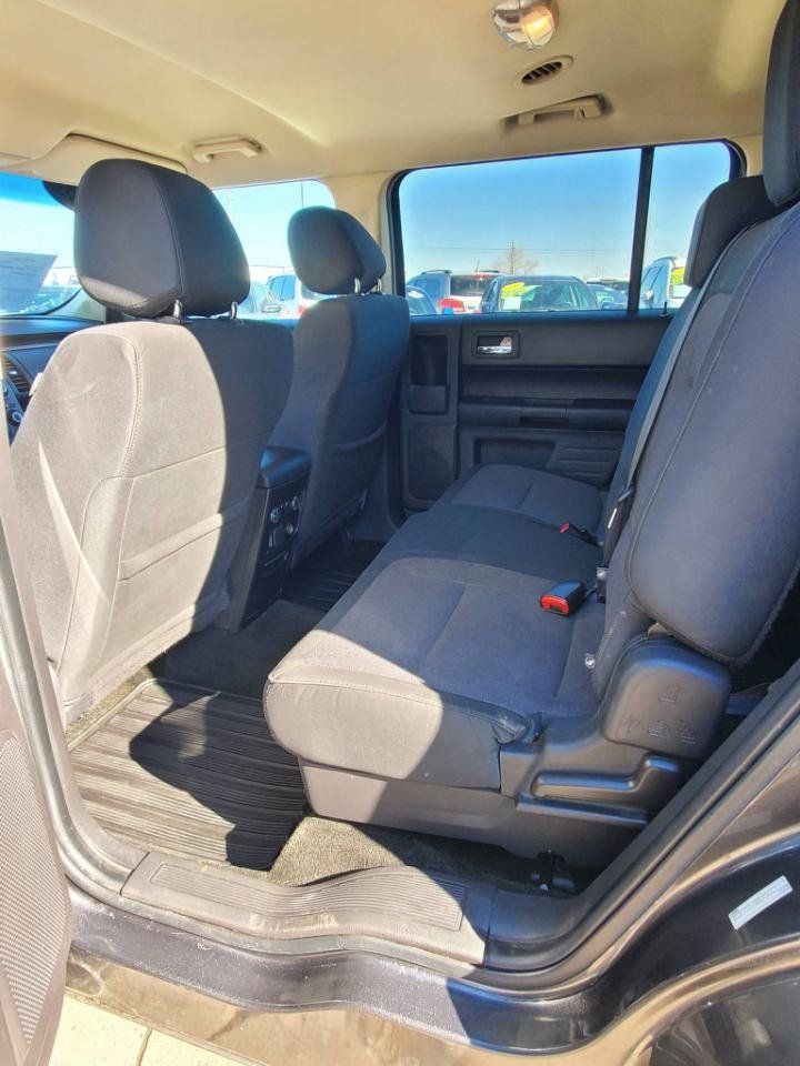 Used 2016 Ford Flex SE FWD image 17
