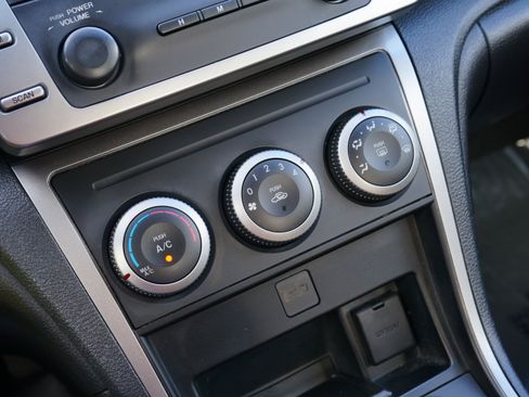 Used 2012 MAZDA MAZDA6 i Sport image 24