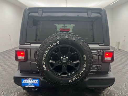 Used 2021 Jeep Wrangler Unlimited Sport image 8