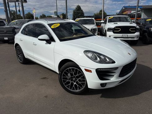 Used 2017 Porsche Macan S AWD/4WD image 3