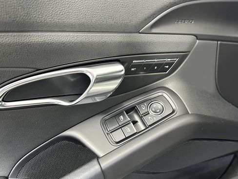 Used 2016 Porsche Boxster S RWD image 21