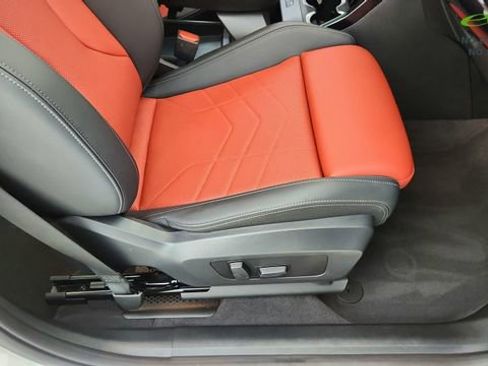 Used 2025 BMW X2 xDrive28i AWD/4WD image 24