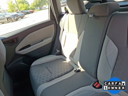 Certified 2026 Subaru Forester AWD/4WD image 21