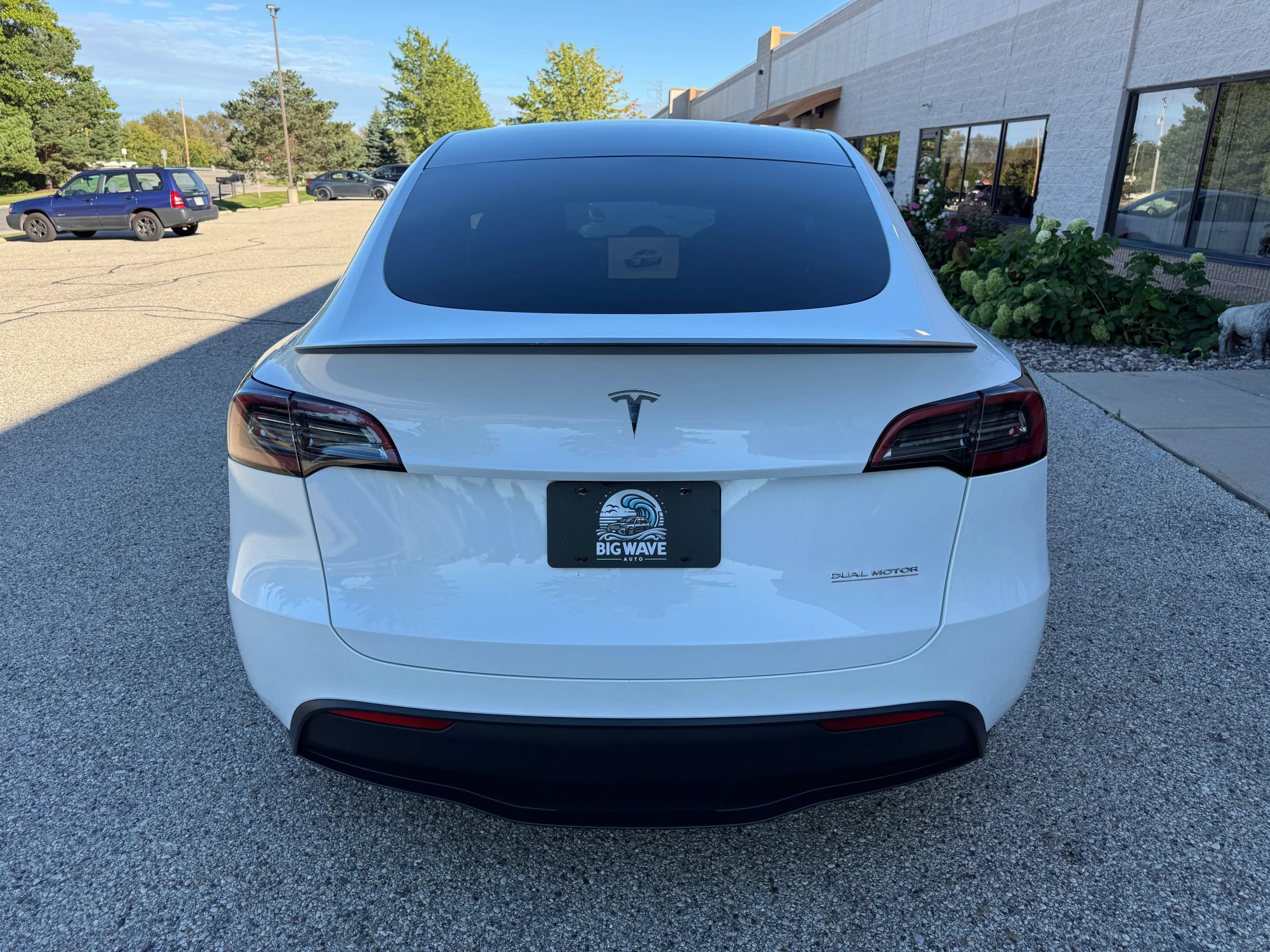 Used 2023 Tesla Model Y Performance AWD/4WD image 4