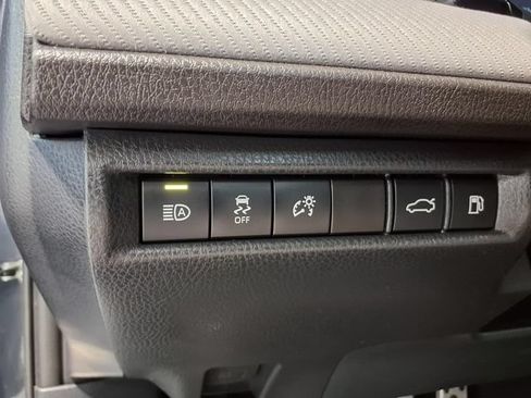 Used 2026 Toyota Camry SE w/ Convenience Package FWD image 13