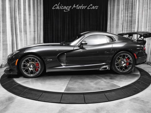 Used 2013 SRT Viper GTS w/ GTS Laguna Interior Pkg image 1