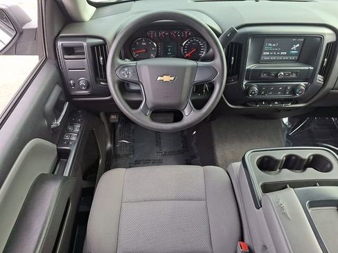 Used 2019 Chevrolet Silverado 1500 Custom w/ Custom Convenience Package image 13