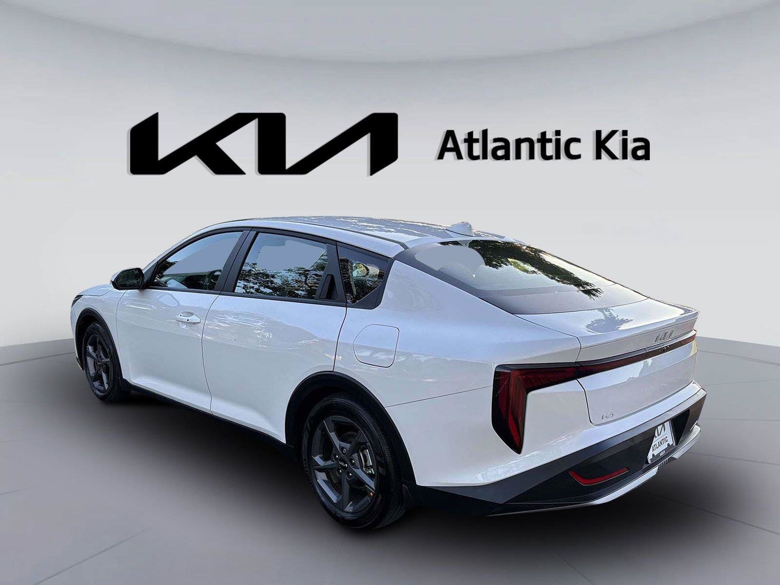 Certified 2025 Kia K4 FWD image 10
