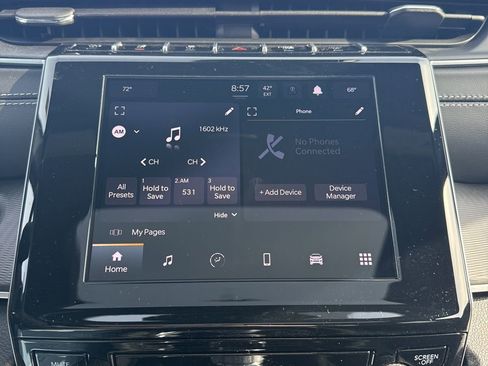 Used 2025 Jeep Grand Cherokee L Laredo image 17