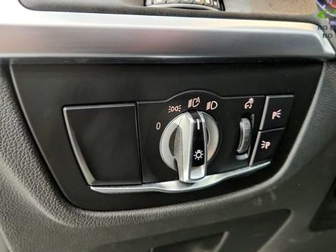 Used 2024 BMW X3 sDrive30i w/ Convenience Package RWD image 49